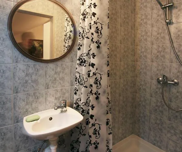 Casa de Férias Seaside House Orebic, Peljesac - 11853 *